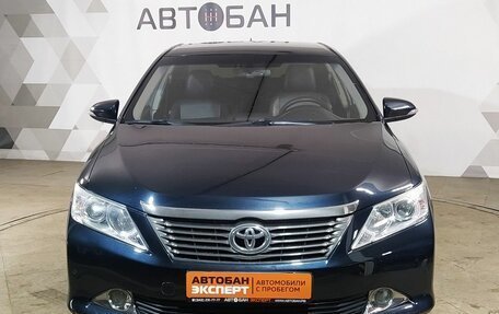 Toyota Camry, 2014 год, 1 570 000 рублей, 2 фотография