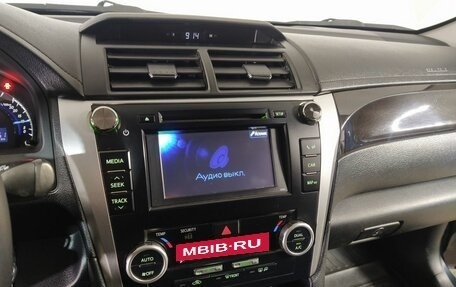 Toyota Camry, 2014 год, 1 570 000 рублей, 8 фотография