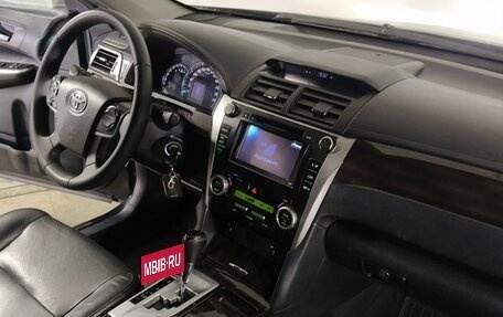 Toyota Camry, 2014 год, 1 570 000 рублей, 19 фотография