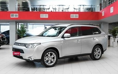 Mitsubishi Outlander III рестайлинг 3, 2013 год, 1 350 000 рублей, 1 фотография
