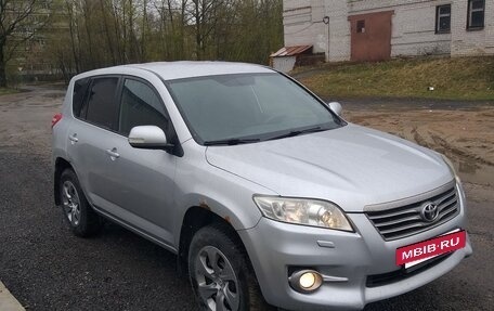 Toyota RAV4, 2011 год, 1 050 000 рублей, 5 фотография