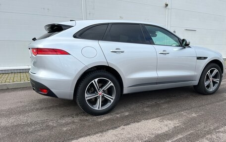 Jaguar F-Pace, 2019 год, 3 600 000 рублей, 13 фотография
