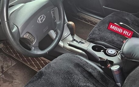 Hyundai Sonata VI, 2008 год, 1 000 000 рублей, 5 фотография