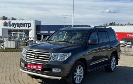 Toyota Land Cruiser 200, 2011 год, 3 850 000 рублей, 2 фотография