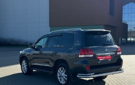 Toyota Land Cruiser 200, 2011 год, 3 850 000 рублей, 8 фотография