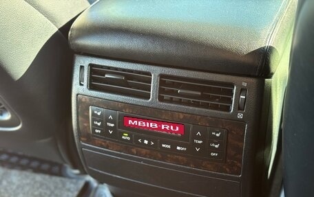 Toyota Land Cruiser 200, 2011 год, 3 850 000 рублей, 20 фотография