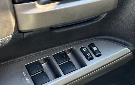 Toyota Land Cruiser 200, 2011 год, 3 850 000 рублей, 27 фотография