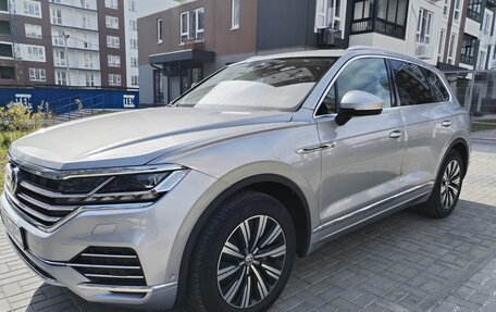 Volkswagen Touareg III, 2020 год, 4 300 000 рублей, 7 фотография