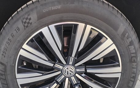 Volkswagen Touareg III, 2020 год, 4 300 000 рублей, 9 фотография