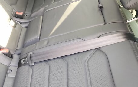 Volkswagen Touareg III, 2020 год, 4 300 000 рублей, 12 фотография