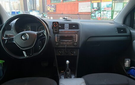 Volkswagen Polo VI (EU Market), 2015 год, 850 000 рублей, 7 фотография