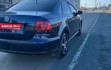 Volkswagen Polo VI (EU Market), 2015 год, 850 000 рублей, 4 фотография