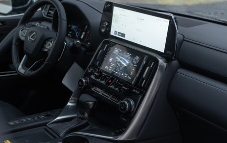 Lexus LX, 2026 год, 17 800 000 рублей, 32 фотография