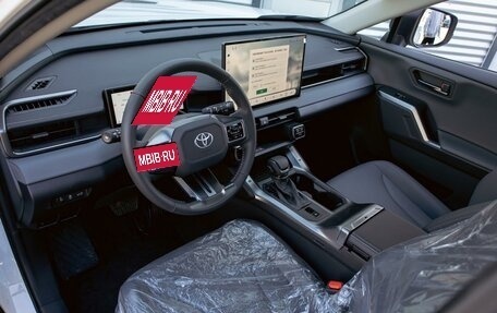 Toyota RAV4, 2025 год, 4 555 000 рублей, 13 фотография