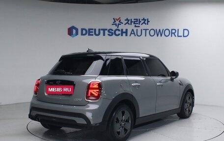 MINI Hatch, 2022 год, 2 120 000 рублей, 3 фотография