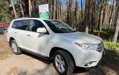 Toyota Highlander III, 2011 год, 1 875 000 рублей, 1 фотография