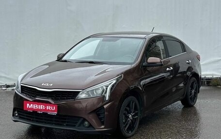 KIA Rio IV, 2022 год, 1 840 000 рублей, 1 фотография