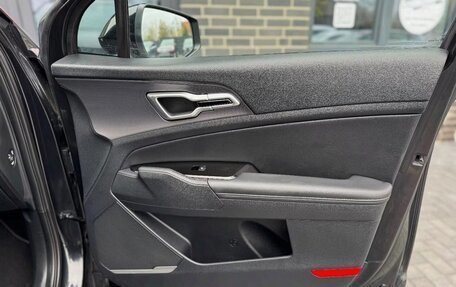 KIA Sportage IV рестайлинг, 2022 год, 1 900 000 рублей, 31 фотография