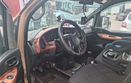 Hyundai Starex I рестайлинг, 2002 год, 250 000 рублей, 6 фотография