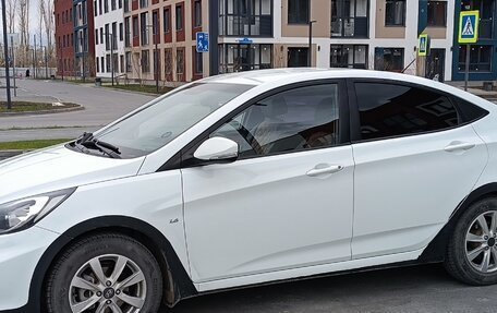 Hyundai Solaris II рестайлинг, 2012 год, 790 000 рублей, 2 фотография