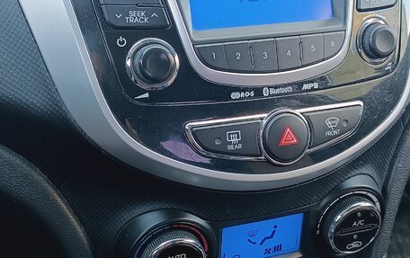 Hyundai Solaris II рестайлинг, 2012 год, 790 000 рублей, 8 фотография