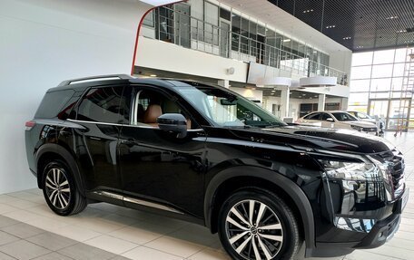 Nissan Pathfinder, 2021 год, 5 400 000 рублей, 3 фотография