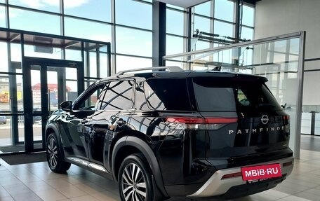 Nissan Pathfinder, 2021 год, 5 400 000 рублей, 4 фотография