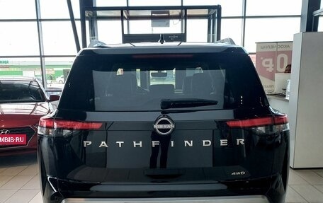 Nissan Pathfinder, 2021 год, 5 400 000 рублей, 6 фотография