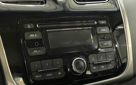 Renault Sandero II рестайлинг, 2016 год, 909 000 рублей, 15 фотография