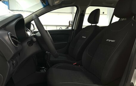 Renault Sandero II рестайлинг, 2016 год, 909 000 рублей, 19 фотография