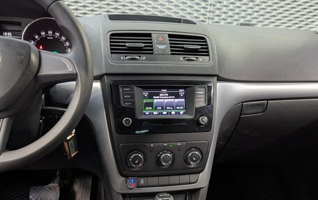 Skoda Yeti I рестайлинг, 2017 год, 1 425 000 рублей, 16 фотография