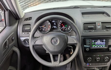 Skoda Yeti I рестайлинг, 2017 год, 1 425 000 рублей, 15 фотография