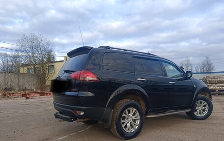 Mitsubishi Pajero Sport II рестайлинг, 2015 год, 1 900 000 рублей, 3 фотография