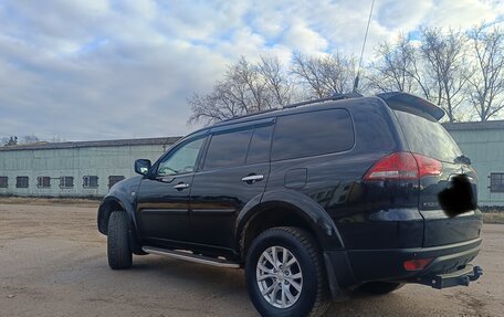 Mitsubishi Pajero Sport II рестайлинг, 2015 год, 1 900 000 рублей, 2 фотография