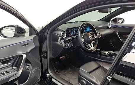 Mercedes-Benz A-Класс, 2022 год, 3 098 000 рублей, 5 фотография