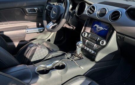 Ford Mustang VI рестайлинг, 2021 год, 3 500 000 рублей, 7 фотография