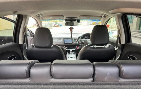 Honda Vezel, 2018 год, 1 800 000 рублей, 10 фотография