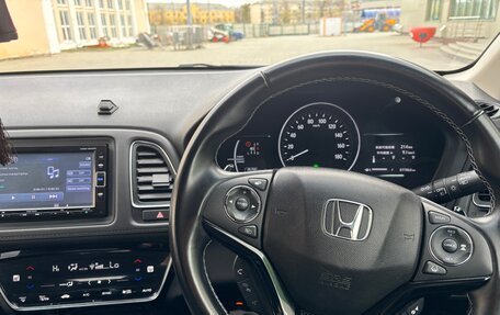 Honda Vezel, 2018 год, 1 800 000 рублей, 14 фотография
