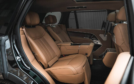 Land Rover Range Rover IV рестайлинг, 2024 год, 21 000 000 рублей, 15 фотография