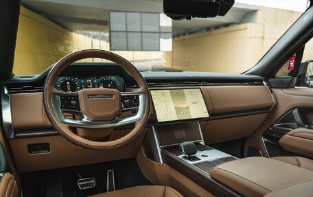 Land Rover Range Rover IV рестайлинг, 2024 год, 21 000 000 рублей, 18 фотография