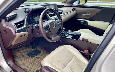 Lexus ES VII, 2018 год, 2 900 000 рублей, 7 фотография