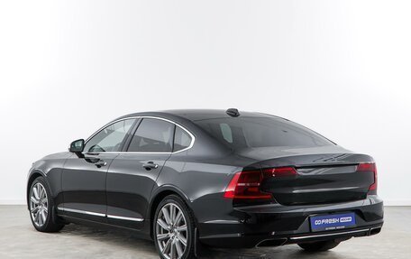 Volvo S90 II рестайлинг, 2017 год, 3 499 050 рублей, 2 фотография