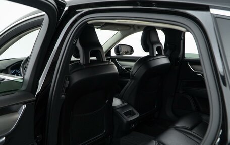 Volvo S90 II рестайлинг, 2017 год, 3 499 050 рублей, 11 фотография