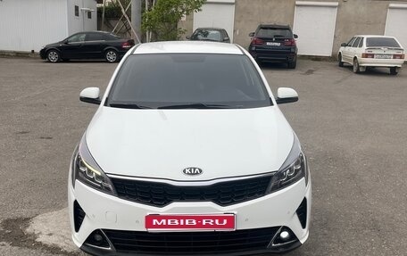 KIA Rio IV, 2020 год, 1 515 000 рублей, 1 фотография