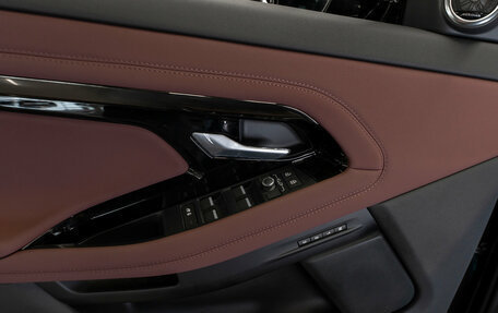 Land Rover Range Rover Evoque II, 2025 год, 6 250 000 рублей, 16 фотография