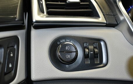 Cadillac SRX II рестайлинг, 2015 год, 1 970 000 рублей, 19 фотография