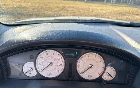 Chrysler 300C II, 2004 год, 850 000 рублей, 13 фотография