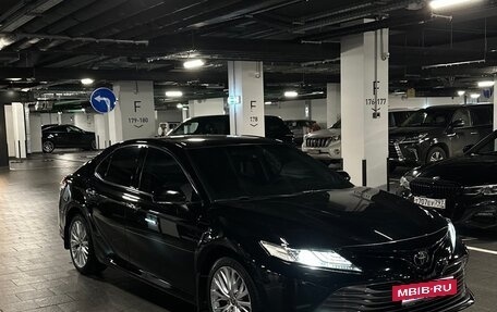 Toyota Camry, 2019 год, 2 870 000 рублей, 2 фотография