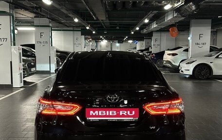Toyota Camry, 2019 год, 2 870 000 рублей, 4 фотография