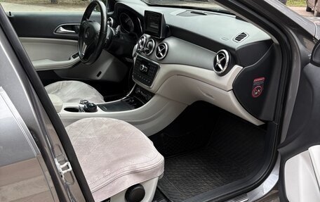 Mercedes-Benz GLA, 2015 год, 2 250 000 рублей, 9 фотография